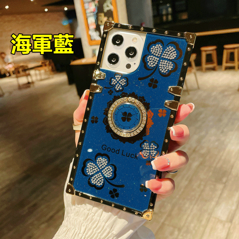 【超質感！iPhone型號齊全】2024新款潮牌幸運四葉草手機殼